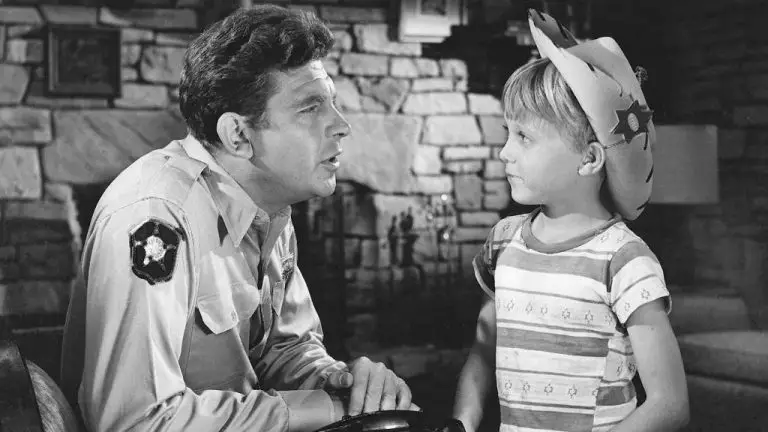 Pat Rosson, jeune acteur de « The Andy Griffith Show » et « The Young Marrieds », décède à 69 ans