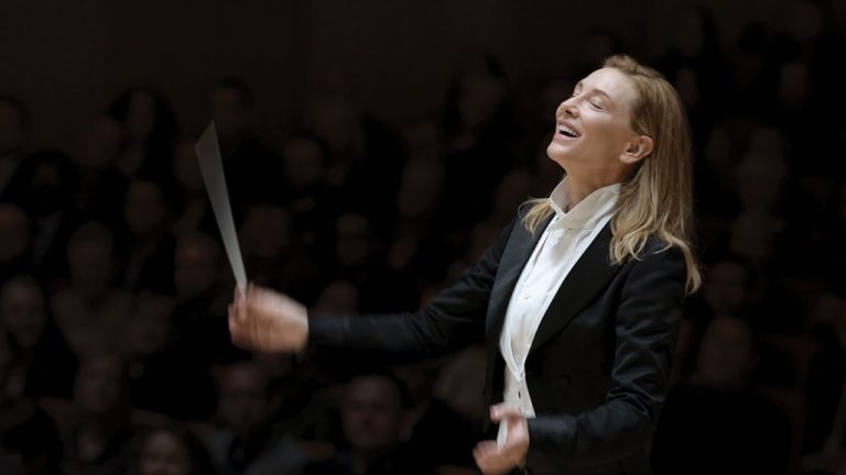 Cate Blanchett est une chef d’orchestre frénétique dans la bande-annonce de « TAR »