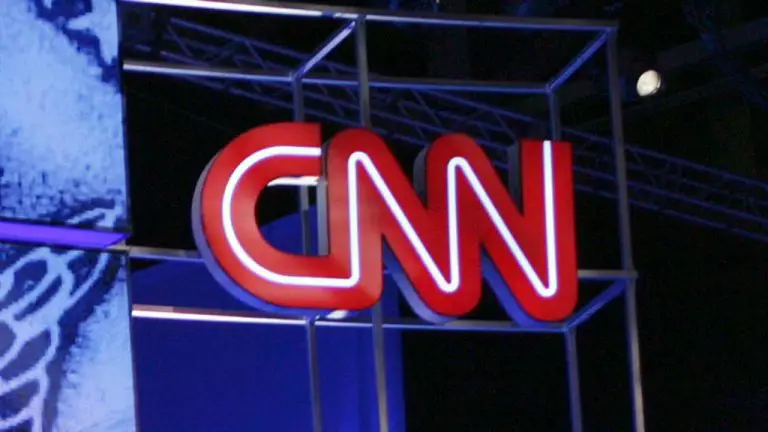 CNN fait appel à Don Lemon, Kaitlan Collins et Poppy Harlow pour diriger la nouvelle émission du matin