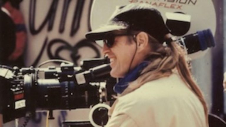 Oliver Wood, directeur de la photographie sur la franchise « Bourne » et « Face/Off », décède à 80 ans