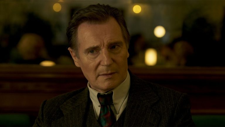 Revue ‘Marlowe’: Liam Neeson dans le redémarrage fatigué de Raymond Chandler de Neil Jordan