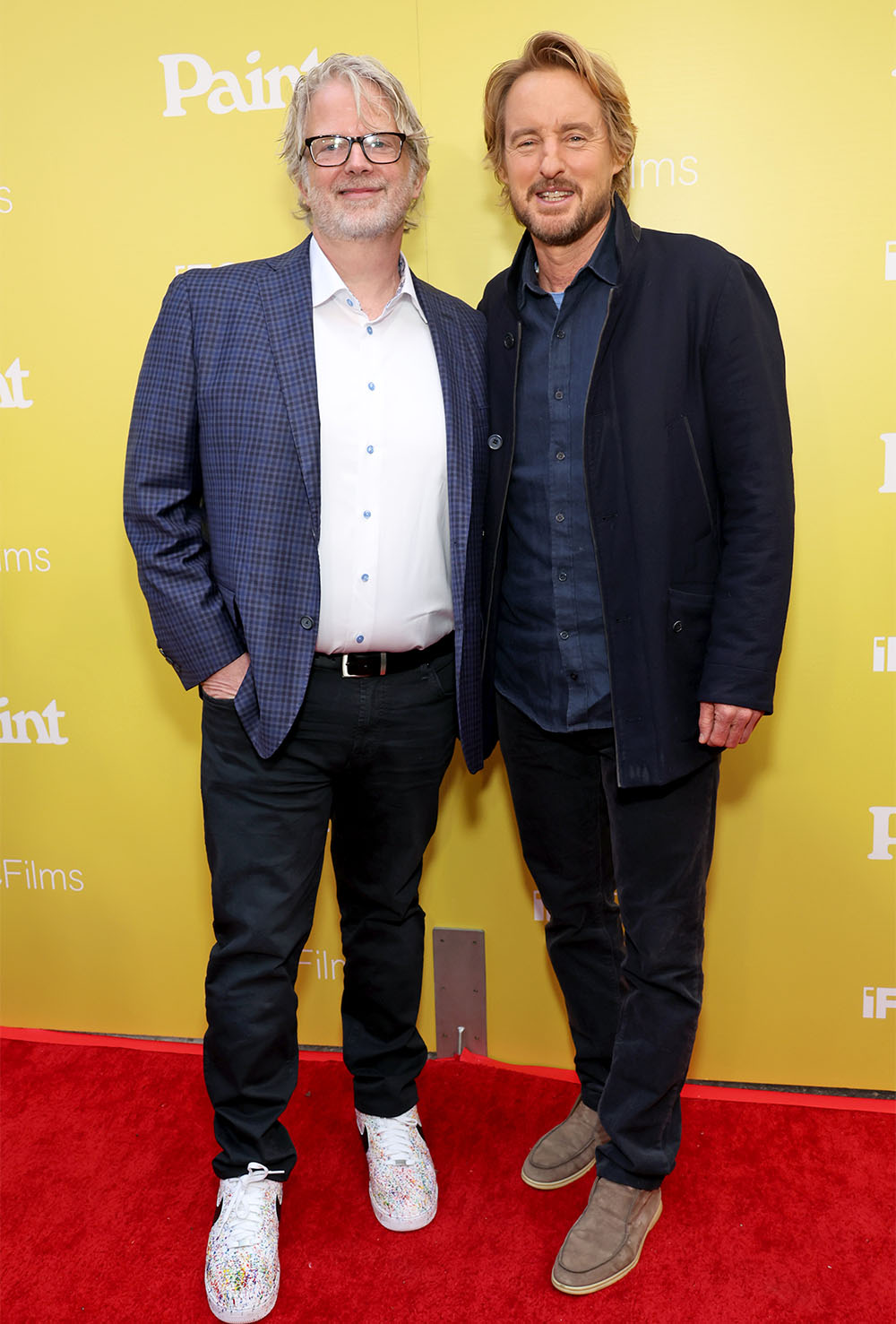 Brit McAdams et Owen Wilson assistent à la première de Los Angeles de IFC Films Paint au théâtre de l'hôtel Ace le 23 mars 2023 à Los Angeles, Californie.