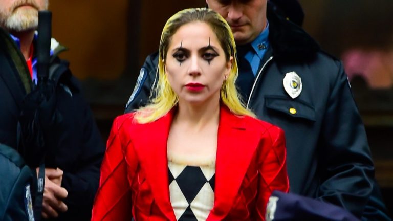 Lady Gaga dévoile le look de Harley Quinn dans la suite de « Joker » Photos