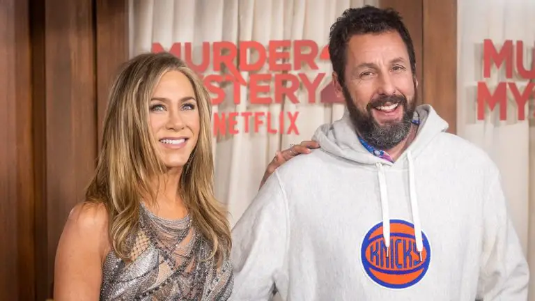 Jennifer Aniston et Adam Sandler ont des vues sur le drame pour leur prochaine collaboration