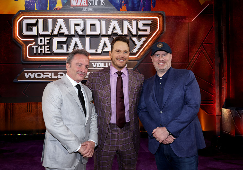 Le co-président de Marvel Studios, Louis D'Esposito, Chris Pratt et le président de Marvel Studios, Kevin Feige, assistent aux Gardiens de la Galaxie Vol.  3 Première mondiale au Dolby Theatre à Hollywood, Californie, le 27 avril 2023.