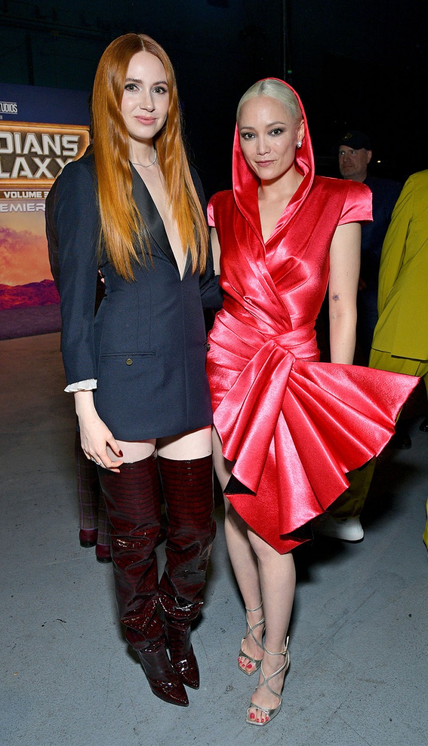 Karen Gillan et Pom Klementieff assistent aux Gardiens de la Galaxie Vol.  3 Première mondiale au Dolby Theatre à Hollywood, Californie, le 27 avril 2023.