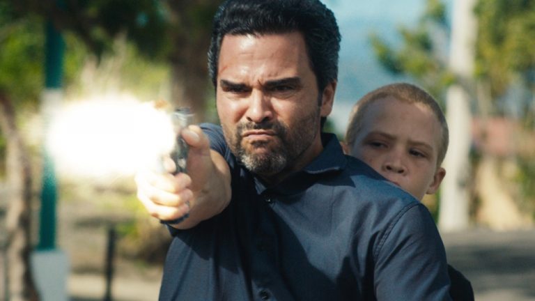 Cannes : Manny Perez jouera dans le thriller policier direct « Vengeance : A La Soga Story » (Exclusif)