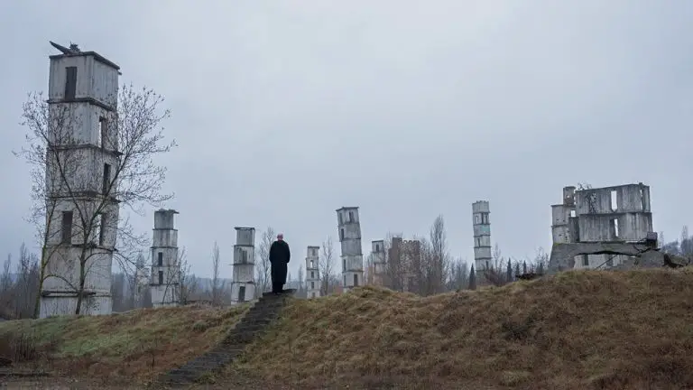 Revue ‘Anselm’ : Wim Wenders explore le monde de l’artiste allemand Anselm Kiefer dans Glorious 3D
