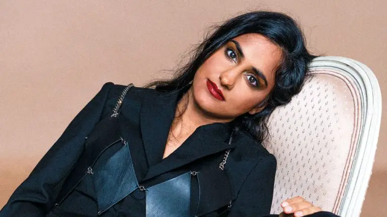 Pourquoi la star de « The Sex Lives of College Girls » Amrit Kaur se voit-elle dans son personnage Bela