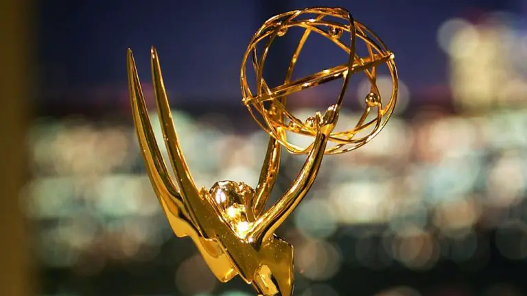 TV Academy et Fox Mull Emmys retardent alors que la grève des écrivains approche du troisième mois