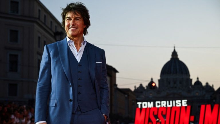 Tom Cruise remercie Rome d’avoir aidé à rendre « Mission : Impossible 7 » possible