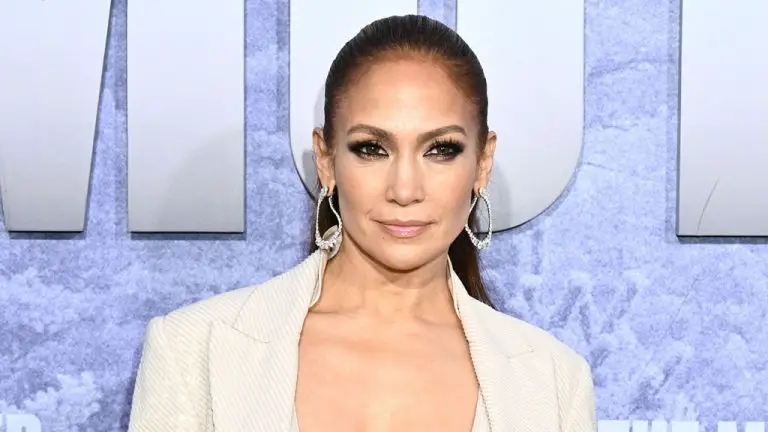 « Unstoppable » de Jennifer Lopez s’arrête au milieu de la grève des écrivains