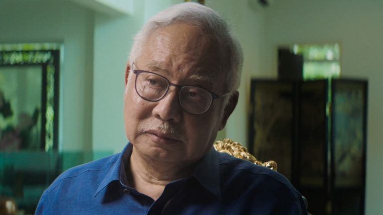 Où est Jho Low ?  Le leader malaisien emprisonné Najib Razak interrogé dans la bande-annonce de 1MDB Scandal Doc (exclusif)