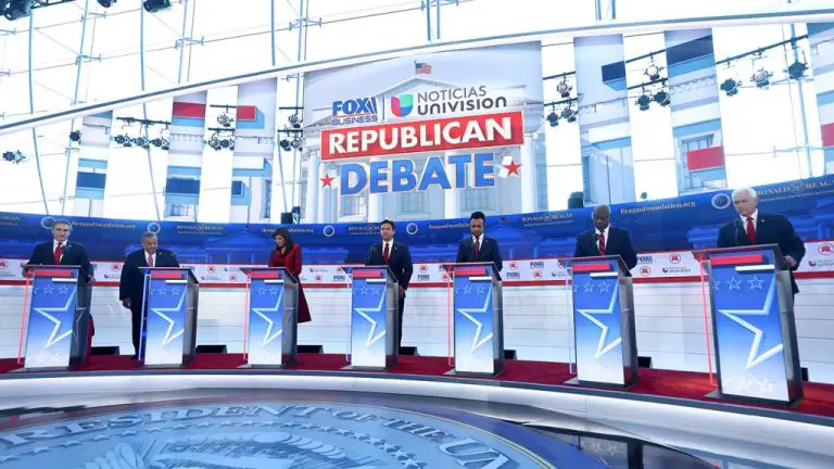 Audiences télévisées : le débat sur la primaire républicaine est en baisse, mais toujours en tête aux heures de grande écoute