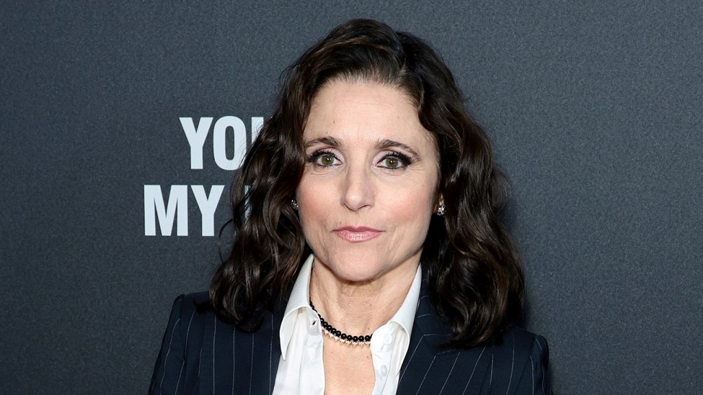 Julia Louis-Dreyfus semble n'avoir aucune idée d'une potentielle
