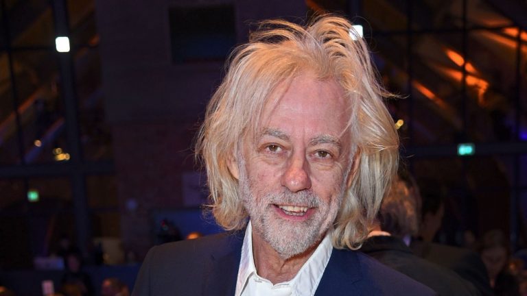 Bob Geldof révèle ses plans pour un documentaire Imax Live Aid et réfléchit à la réalisation de « The Wall » : « Je n’aime pas le film »