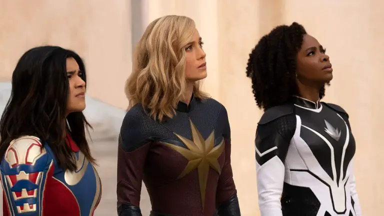 Critique de « The Marvels » : Brie Larson, Teyonah Parris et Iman Vellani forment un trio gagnant dans la suite sincère du MCU de Nia DaCosta