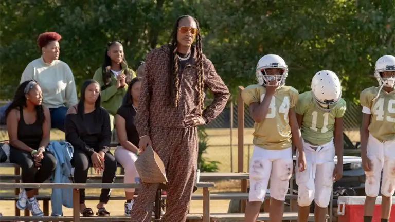 Critique de « The Underdoggs »: Snoop Dogg lance une comédie de football amusante et sale