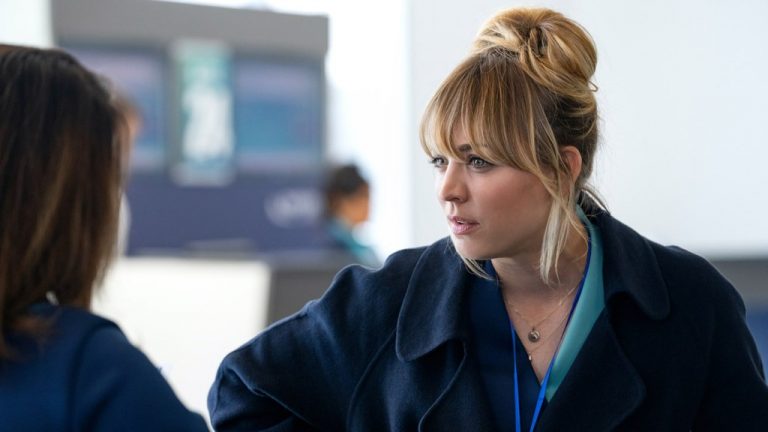 « The Flight Attendant » annulé chez Max