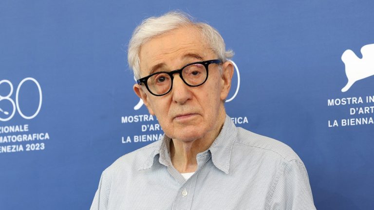 Woody Allen explique pourquoi il pense que « la romance du cinéma a disparu »