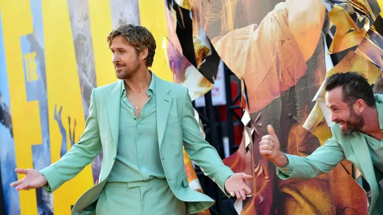 Ryan Gosling plaisante en disant que « Fall Guy » n’est « qu’une campagne géante pour obtenir un Oscar pour ses cascades » lors d’une première pleine d’action
