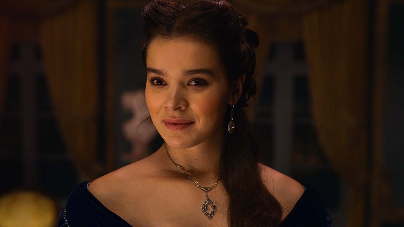 Hailee Steinfeld dans 