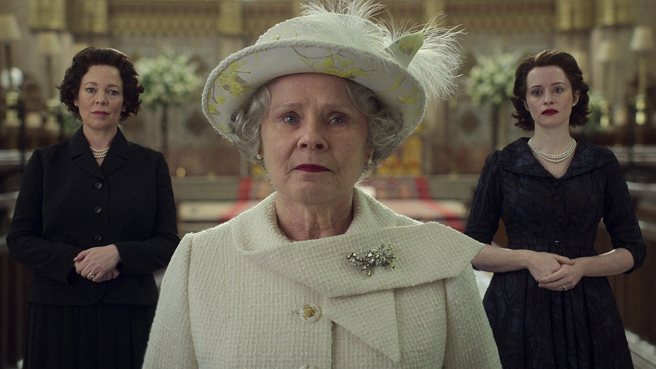(De gauche à droite) Olivia Colman, Imelda Staunton et Claire Foy dans le rôle de la reine Elizabeth II dans « The Crown ».