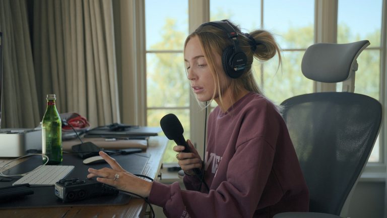 Où diffuser le premier documentaire d’Alex Cooper, «Appelez-la Alex»