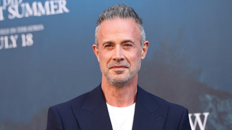 Ce qui a convaincu Freddie Prinze Jr. de retourner à «  Je sais ce que vous avez fait l’été dernier  »