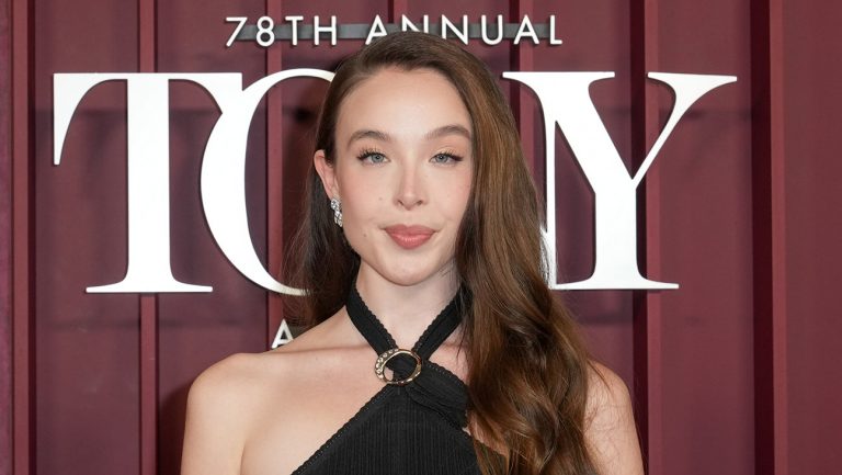 Ella Beatty pour jouer en tant que Lizzie Borden dans la saison 4 de «Monster» à Netflix