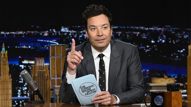 Jimmy Fallon s’adresse à Colbert Annulation: « Je n’aime pas ce qui se passe un peu »