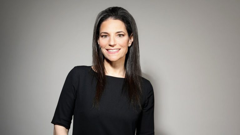 La direction de Paramount Comms Liza Burnett Fefferman démissionne