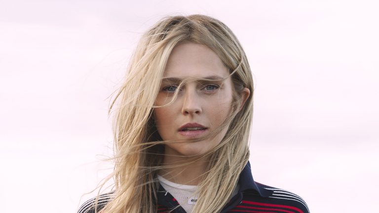 Teresa Palmer rejoint Chris Hemsworth dans le thriller Amazon MGM ‘Subversion’ (exclusif)
