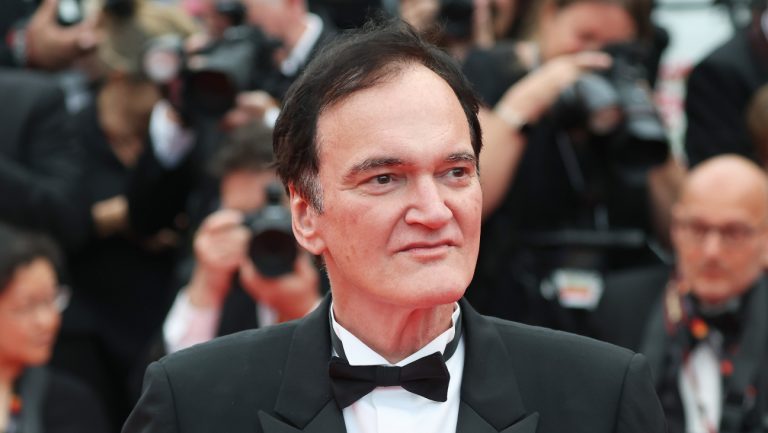 Quentin Tarantino rend hommage à Robert Redford et à Sundance au Burbank Fest: « Aucun de nous, les cinéastes indépendants ne seraient là où nous sommes sans le Sundance Film Institute »