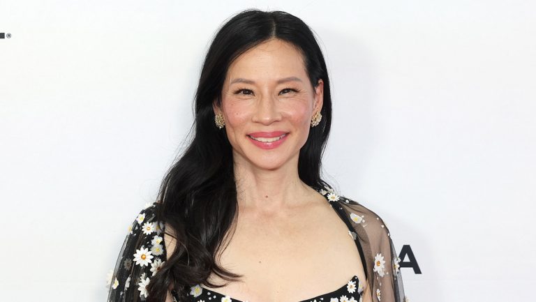 Lucy Liu pour surmonter le drame des «superfakes» à Peacock