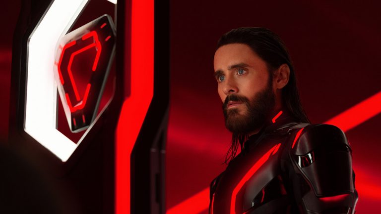 Billetterie : « Tron » dérape avec une ouverture de 33,5 millions de dollars, « Roofman » n°2 à 8 millions de dollars