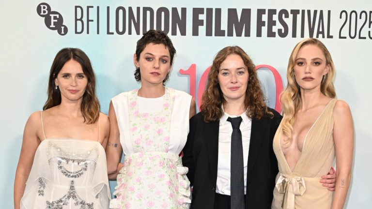 Emma Corrin et Maika Monroe concluent le festival du film étoilé de Londres avec « 100 Nights of Hero »