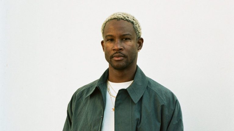 Akinola Davies Jr., réalisateur de « My Father’s Shadow », à propos de la boucle de sa percée aux BAFTA