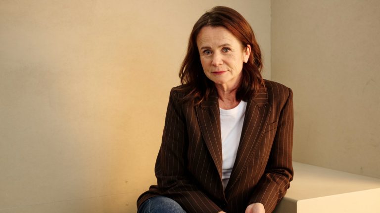 Emily Watson, star de « Hamnet » et de « Dune : Prophecy », recevra le prix Richard Harris du BIFA
