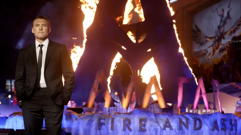 Sam Worthington se prononce sur l&rsquo;avenir d' »Avatar » après « Fire and Ash » : « Pour moi, cela a toujours été la bataille finale »
