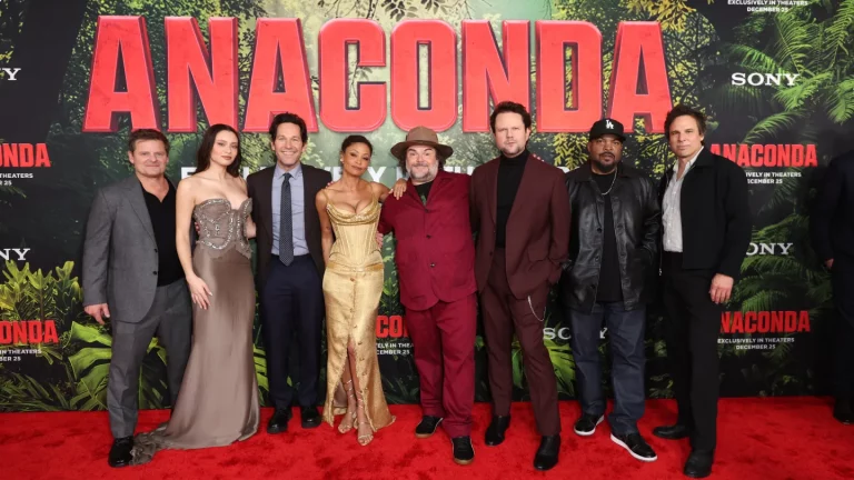 Paul Rudd dit que l&rsquo;approbation par Ice Cube du nouvel « Anaconda » équivaut à « être béni par le pape »