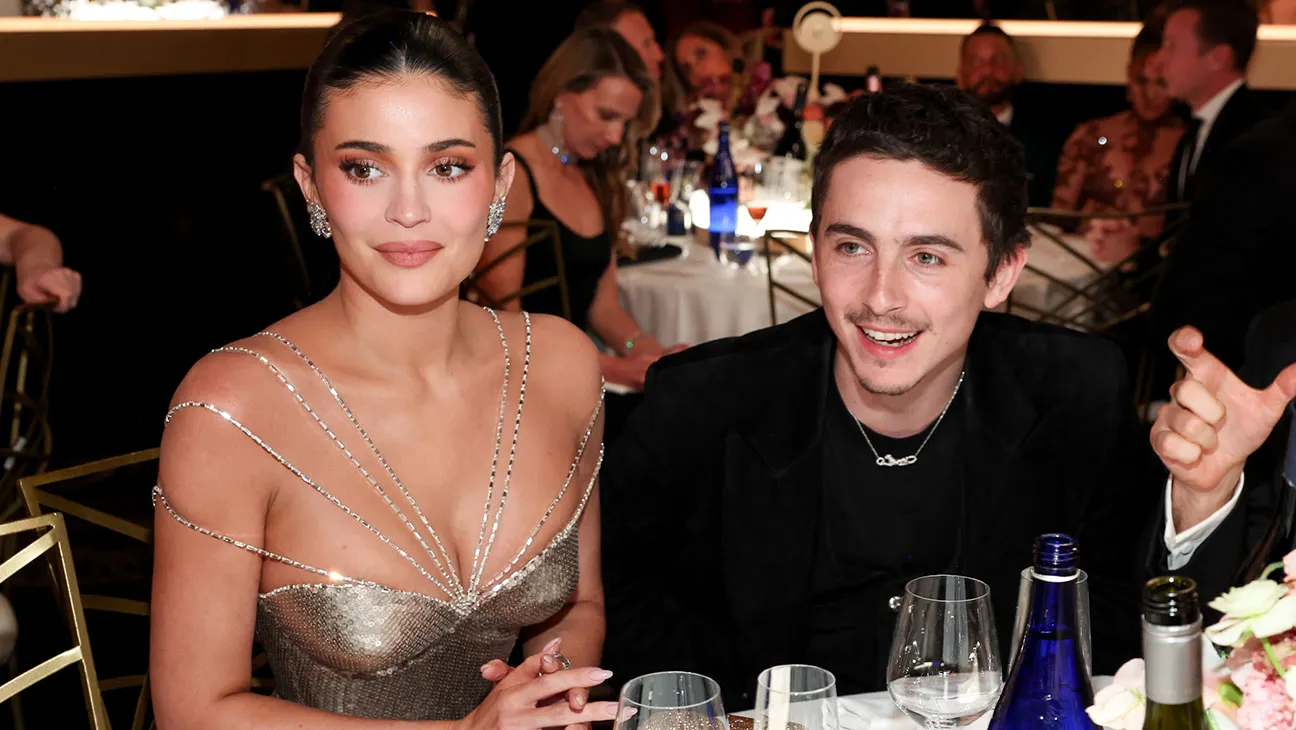 Kylie Jenner et Timothée Chalamet à la 83e cérémonie annuelle des Golden Globes qui s'est tenue au Beverly Hilton le 11 janvier 2026 à Beverly Hills, en Californie.