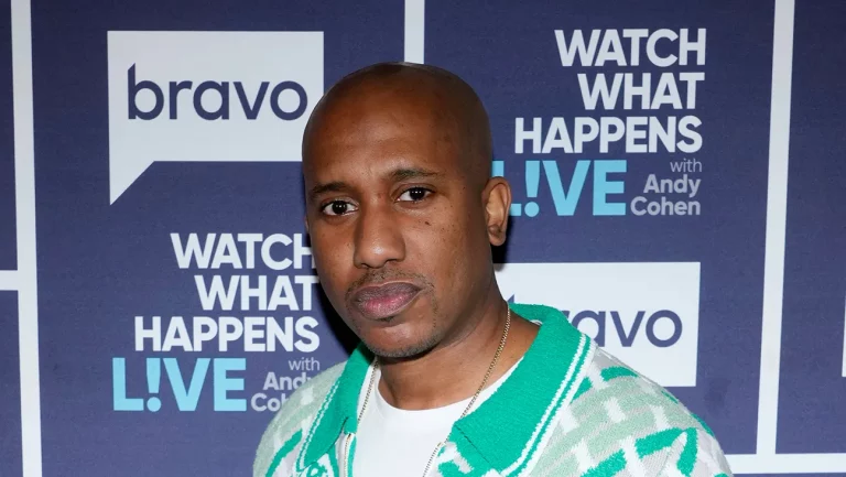 Chris Redd parle des « problèmes de pilules » chez « SNL » et vend aux Castmates