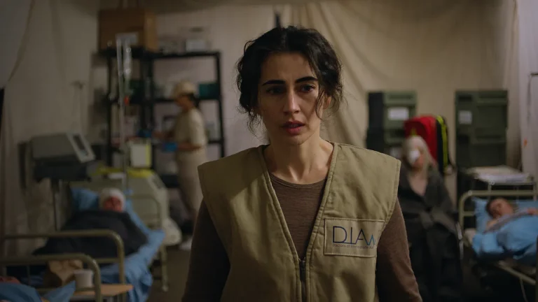 Dans « Earth Song », trois générations d&rsquo;une famille entreprennent un voyage de vérité et de réconciliation (bande-annonce exclusive de l&rsquo;IFFR)