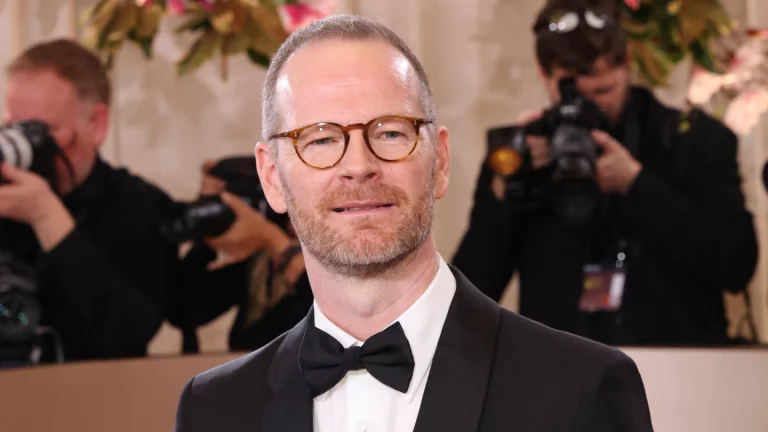 Joachim Trier parle avec enthousiasme de son premier Oscar du meilleur réalisateur et qualifie son candidat de « le plus grand de notre génération »
