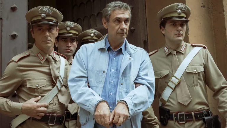 La bande-annonce de « Portobello » taquine la chute du roi de la télévision des années 1980 dans le premier original italien de HBO Max