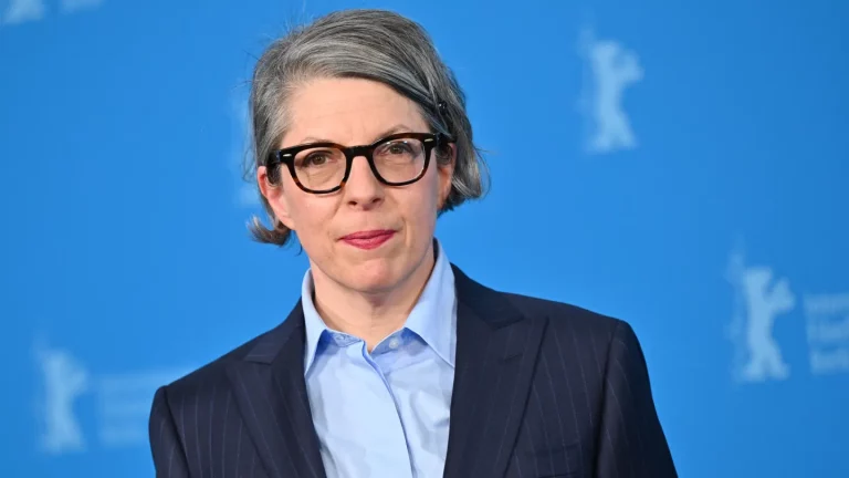 Le Festival de Zurich rend hommage à Petra Volpe, réalisatrice de « Late Shift », lors de la projection des Oscars