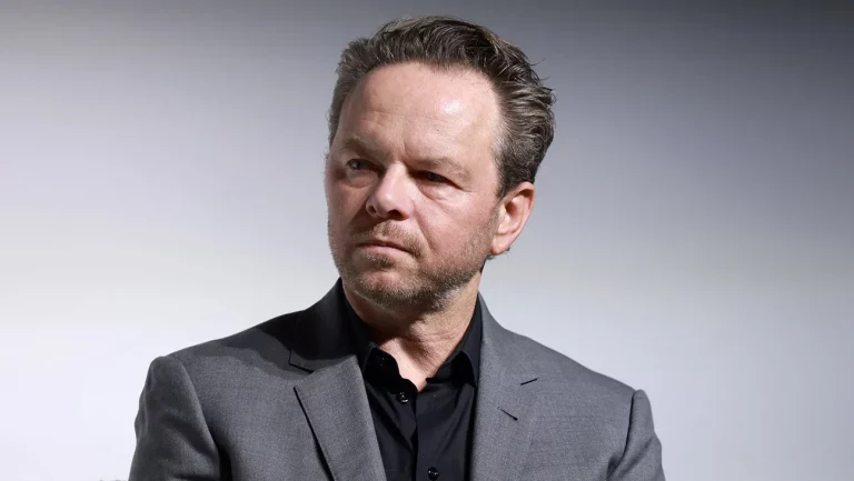 Noah Hawley, showrunner de « Fargo », « Alien: Earth », invité d&rsquo;honneur aux Canneseries 2026 (exclusif)
