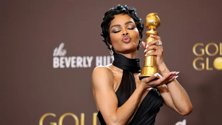 Sarah Paulson, Glenn Close et les acteurs de « All&rsquo;s Fair » ont dit à Teyana Taylor de se « préparer » pour la saison des récompenses avant la victoire des Golden Globes et Oscar Buzz