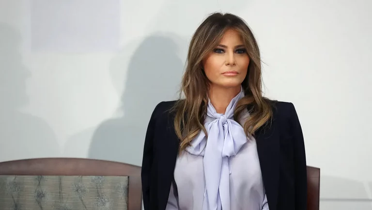 Amazon retire « Melania » du cinéma à cause de blagues sur son chapiteau